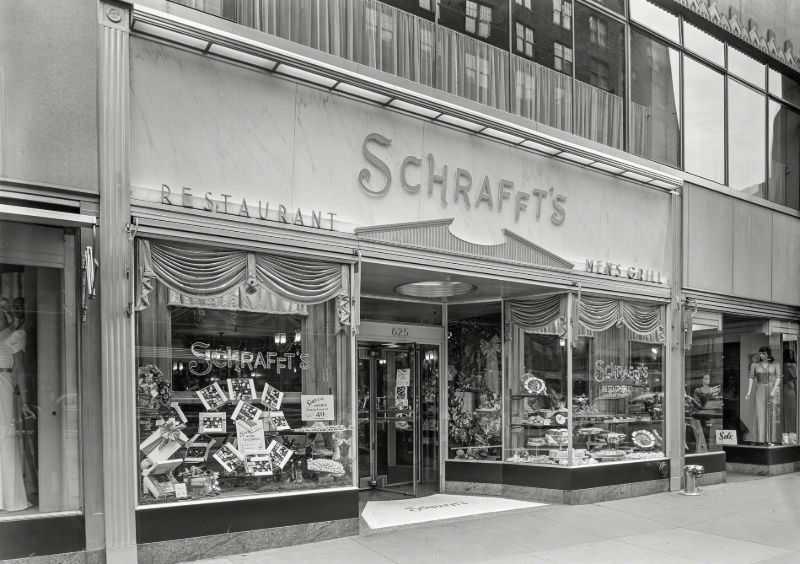 Schrafft's, 625 Madison Avenue, New York, 1940.