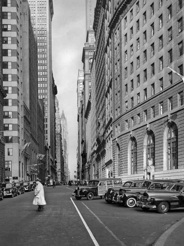 Broadway from Bowling Green, New York, 1941.