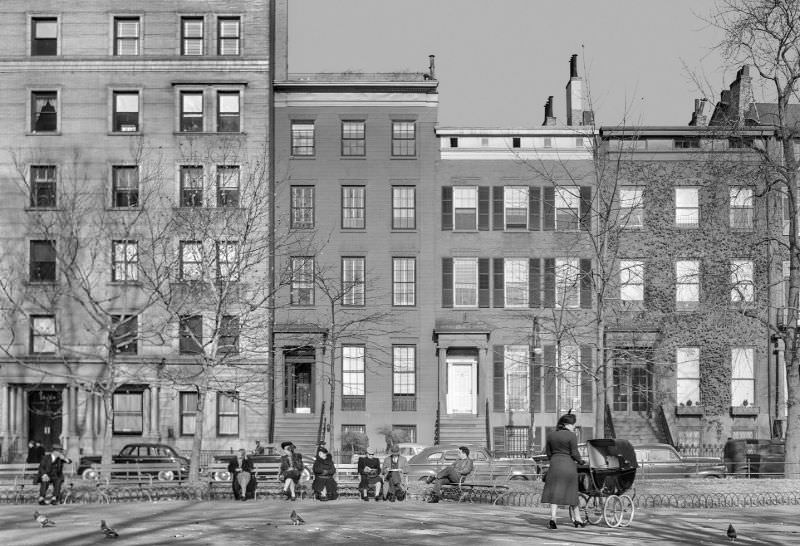 Evening in Washington Square, New York, 1941.