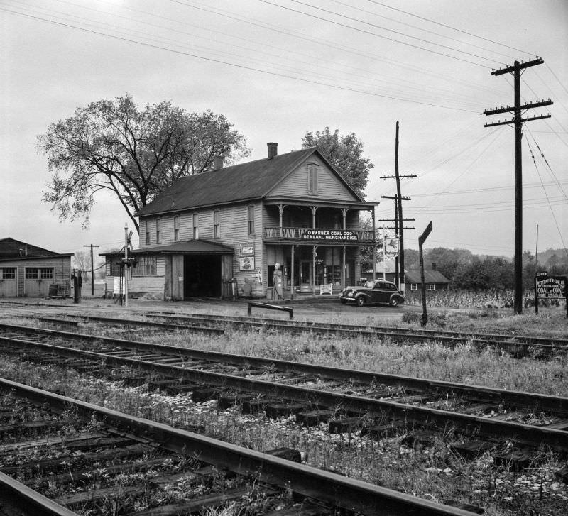 Main store, Fort Hunter, New York, 1941.