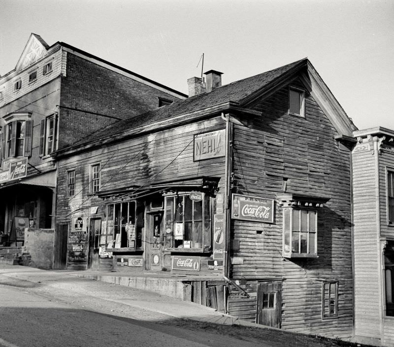 Store on the Hudson, New York, 1941.