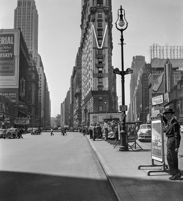 Looking north south on Broadway at Times Square, New York, 1942.