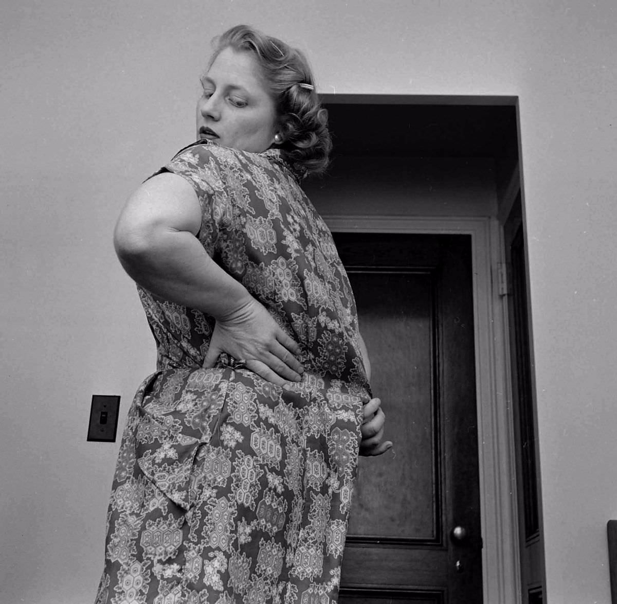The Plague of Overweight: Vintage Photos from a 1954 LIFE Magazine Illustrate the Problem Early on in the U.S.