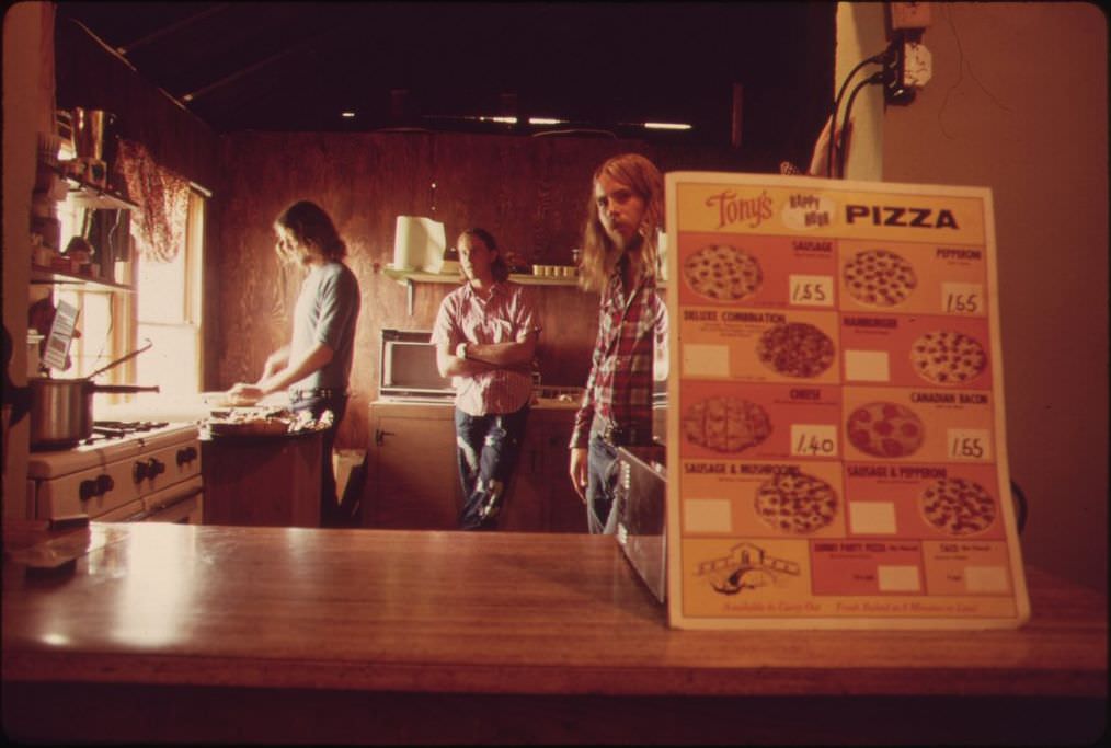 A pizza place in Leakey, Texas, 1973.