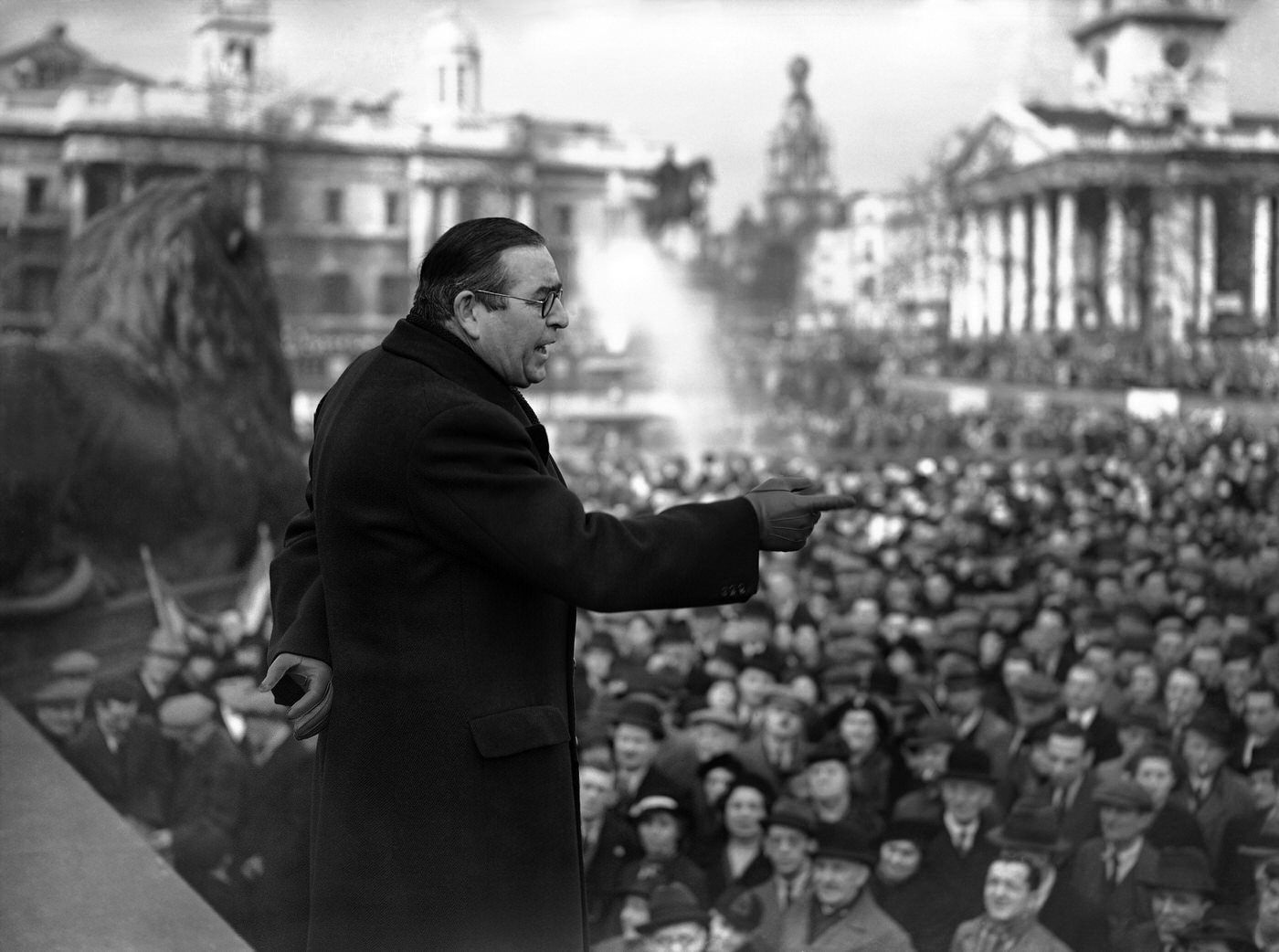 Lord Strabolgi addressing a protest against the betrayal of Spanish democracy in Trafalgar Square, 1939.