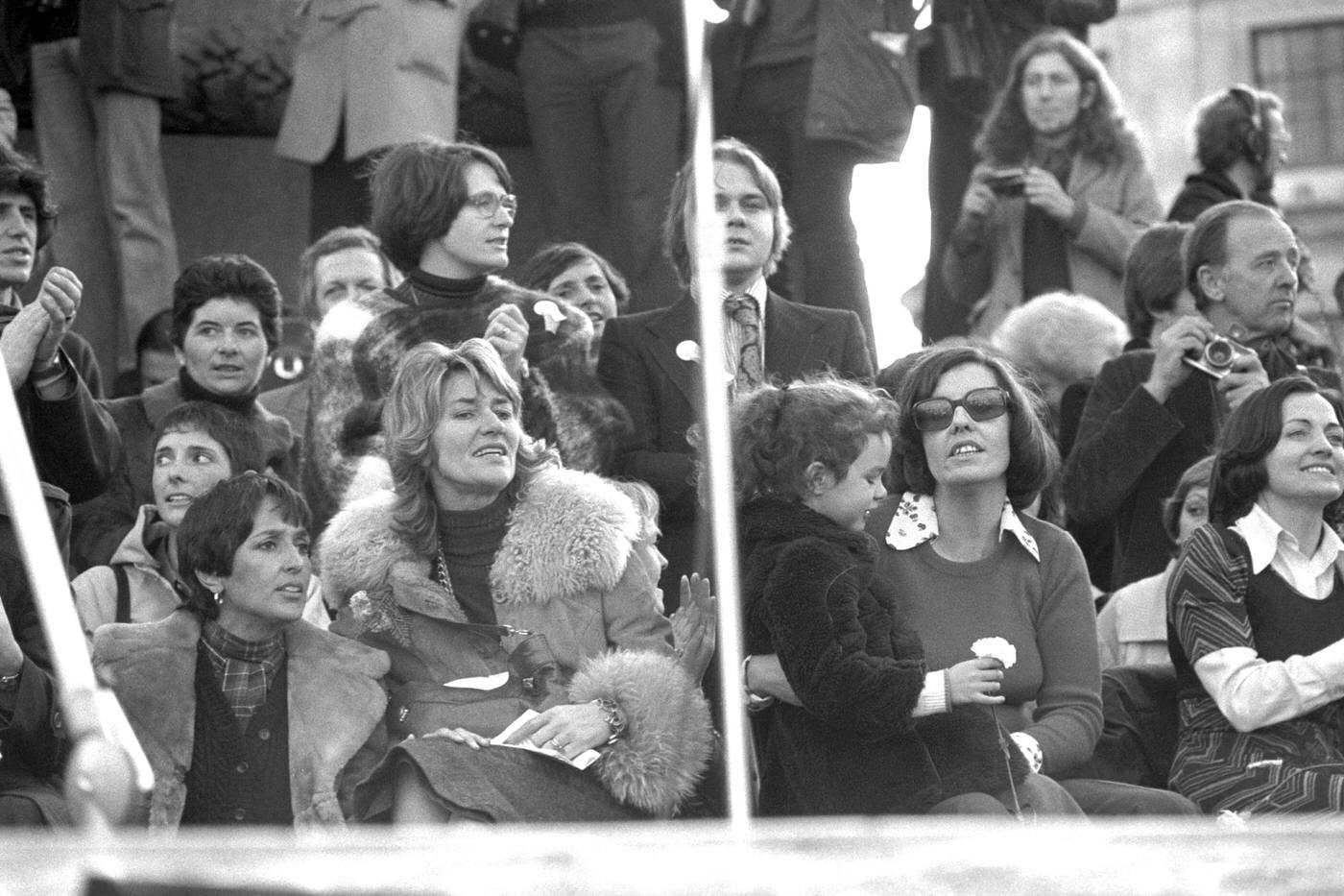 Joan Baez, Jane Ewart-Biggs, Betty Williams, and Mairead Corrigan arriving in Trafalgar Square after the Ulster Peace People march, 1976.