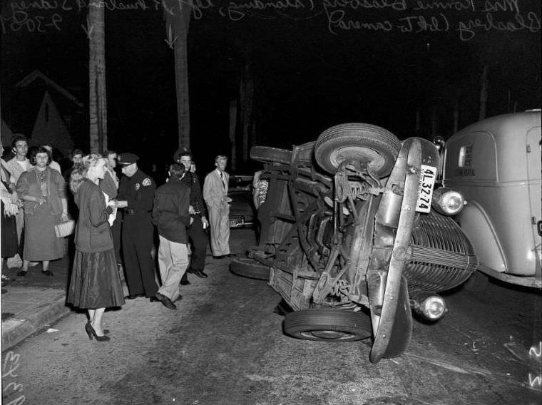 Traffic accident at Beverly Boulevard and Arden Avenue, Los Angeles, September 30, 1951