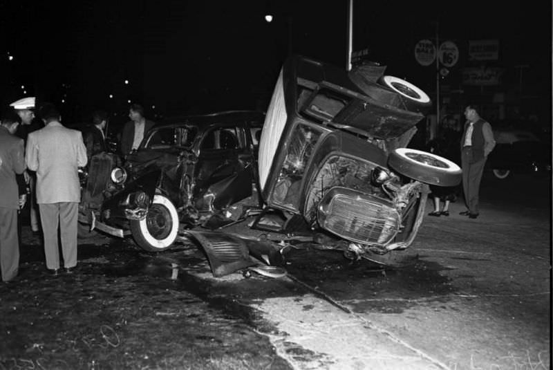 Hot rod accident at Bellevue Avenue and Silver Lake Boulevard, one goes into the other, and both hit third one,