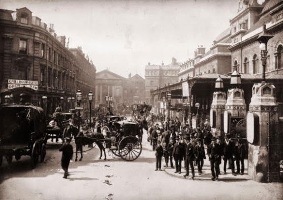 Liverpool Street Station in London, run by the Great Eastern Railway, 1890.