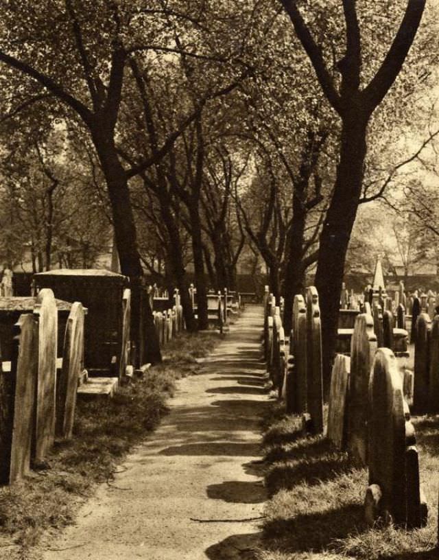 Bunhill Fields.