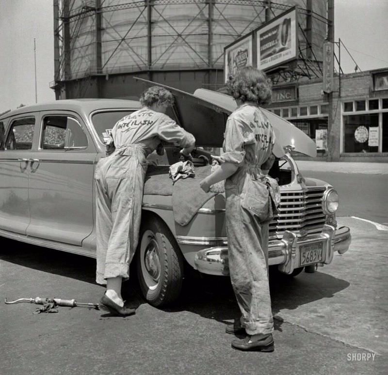 Women garage attendants at the Atlantic Refining Company, Philadelphia, Pennsylvania, 1943.