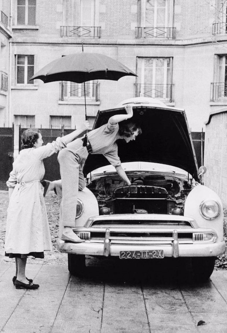 Paris, 1954.