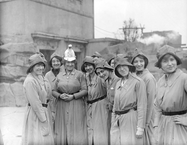 Members of the Women's Fire Brigade with their Chief Officer, 1916.