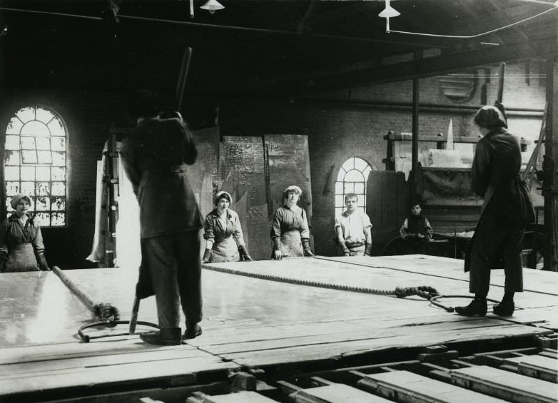 British women glass workers.