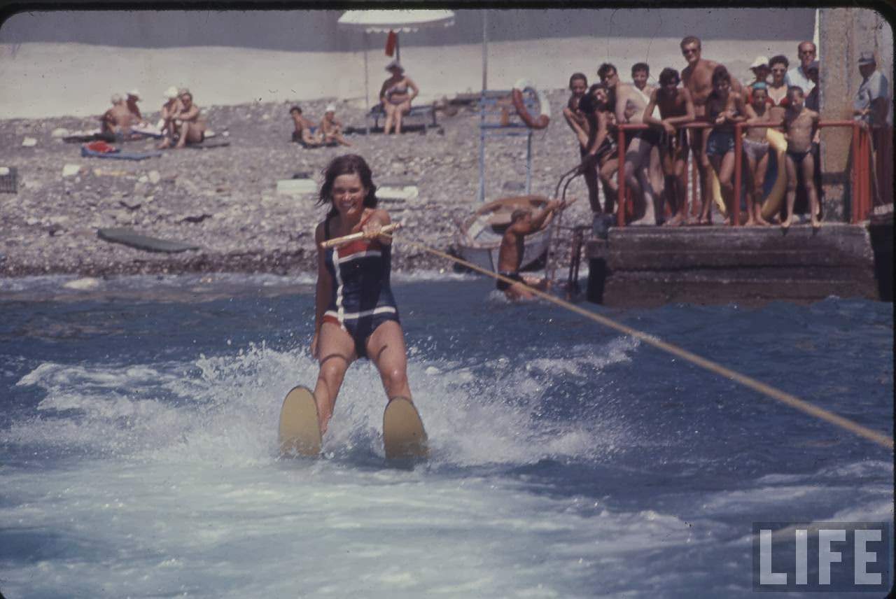 The Sputnik Generation: The Daily Lives, Social Scene, and Culture of Young Soviets in the 1960s