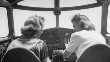 Girl Pilots Training Flights 1943