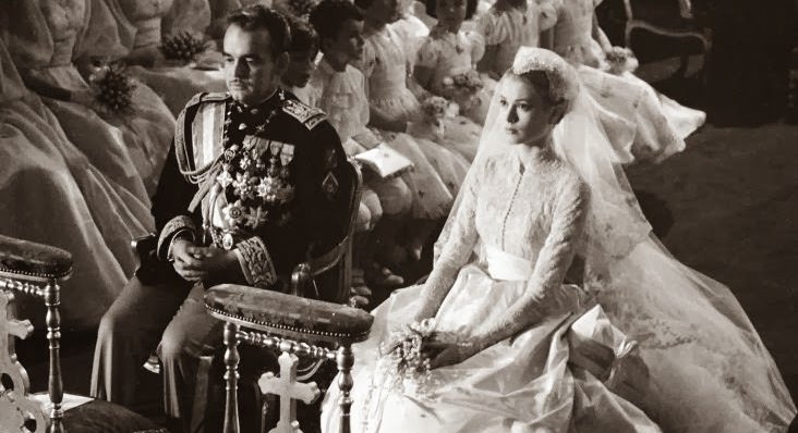 https://www.bygonely.com/wp-content/uploads/2025/05/featured_Grace_Kelly_and_Prince_Rainier_III_Wedding.jpg