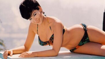 Yvonne Craig bikini 1960s