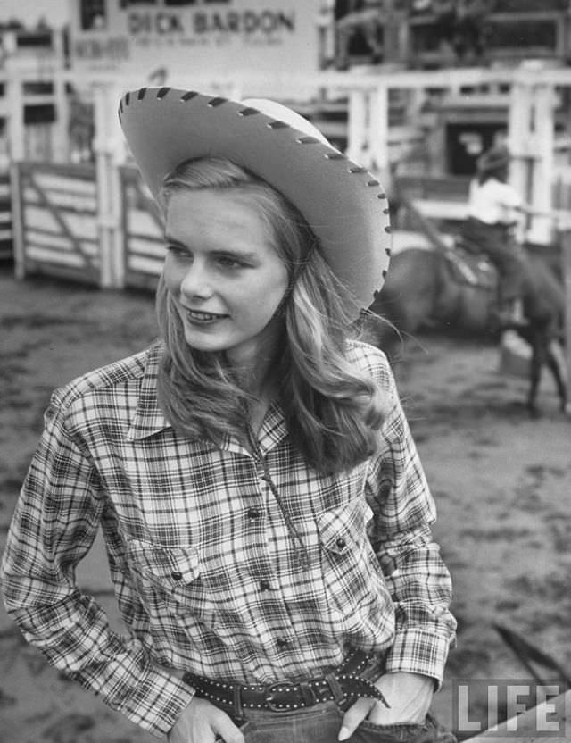 Beyond the Silver Screen: The Authentic Life of the 1940s American Cowgirl