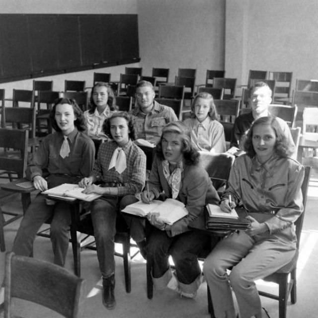 Beyond the Silver Screen: The Authentic Life of the 1940s American Cowgirl