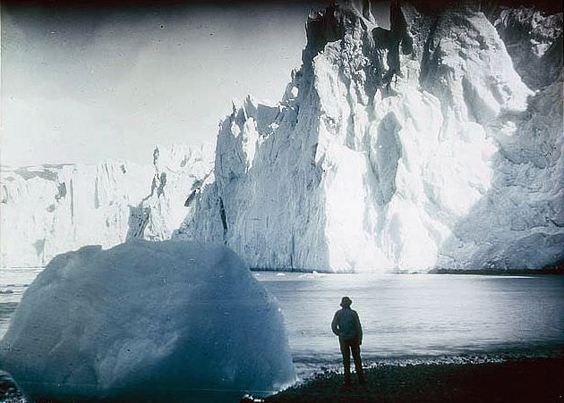 Face of the Neumeyer Glacier, 1915.