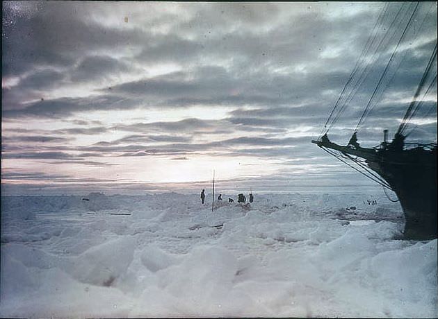 The impenetrable icefield prevented them from reaching the land, with part of the 'Endurance', 1915.