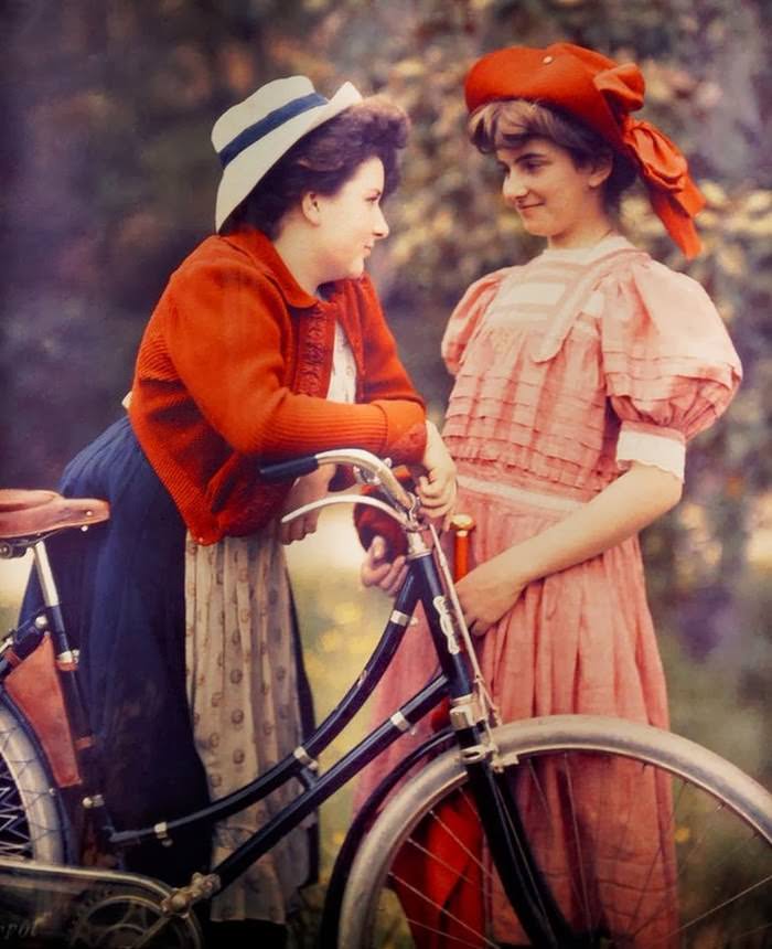 Suzanne and Andre, the daughters of Louis and Auguste Lumiere, 1909.