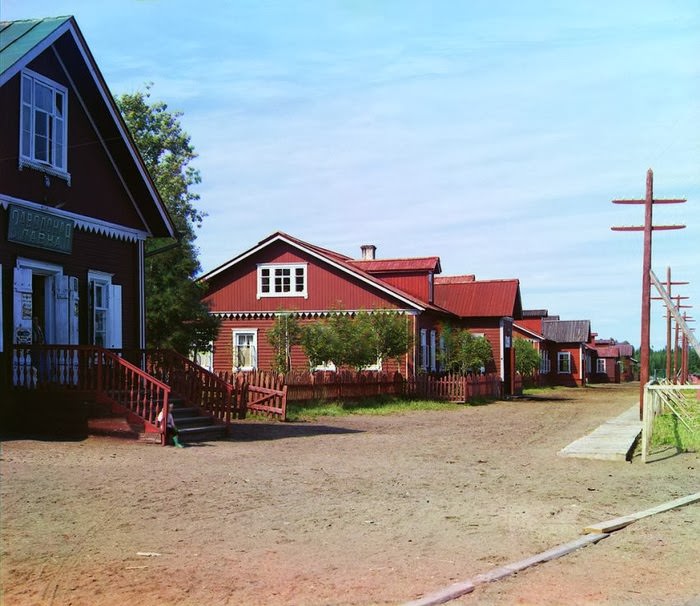 House of workers in Kovzhinsky mill, 1909.