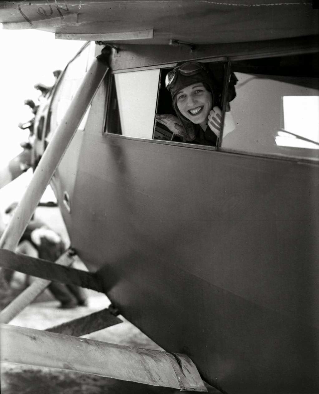 Ella Van Hueson, 22, was chosen as the most beautiful of 32 girls from various parts of the United States entered in the third annual International Pageant of Pulchritude in Galveston, Texas and was given the title of "Beauty Queen of the United States" before becoming Miss Universe, 1928.