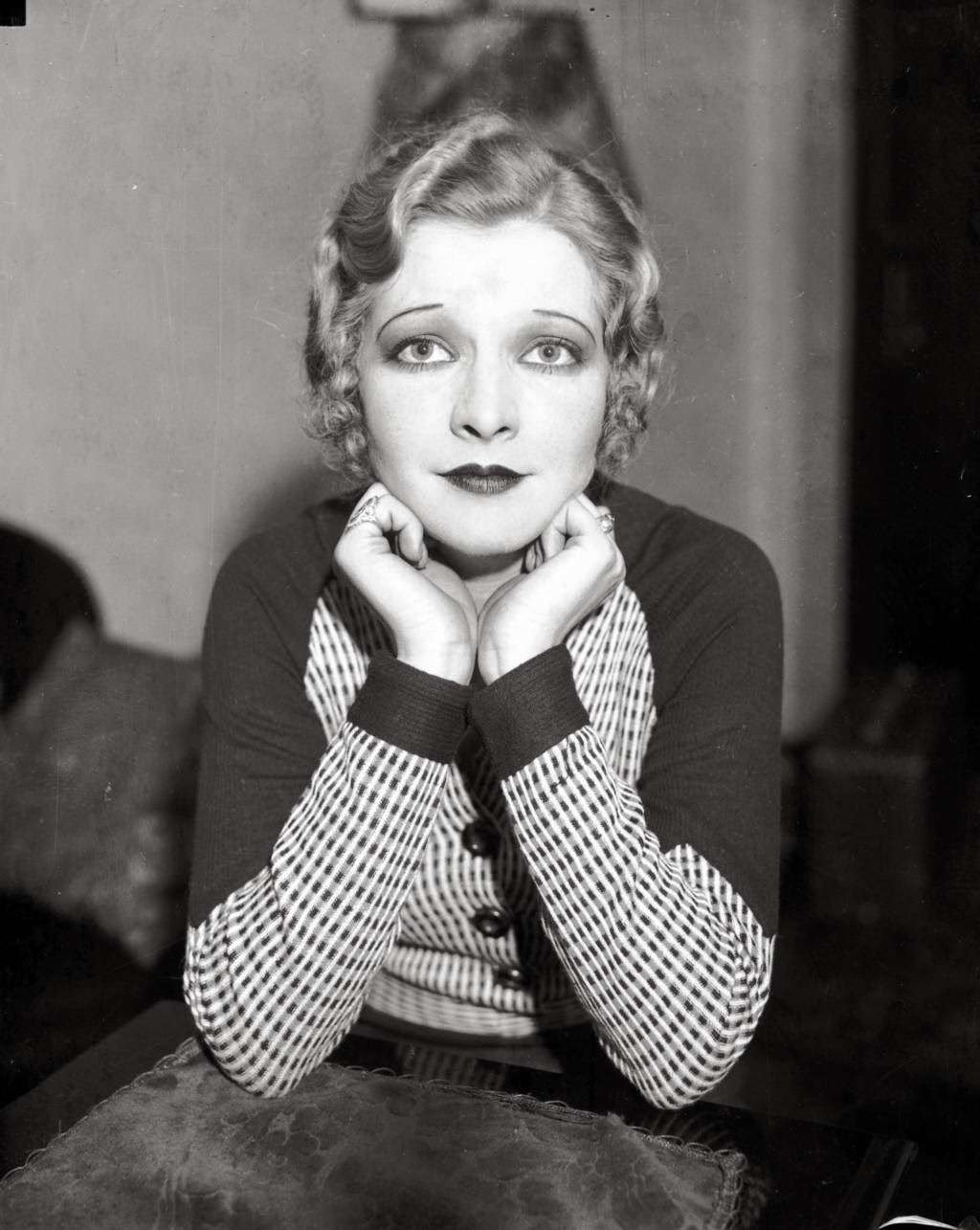Beauty queen Evelyn Cushing, 24, won Miss Illinois in 1932 and went on to compete for Miss America.