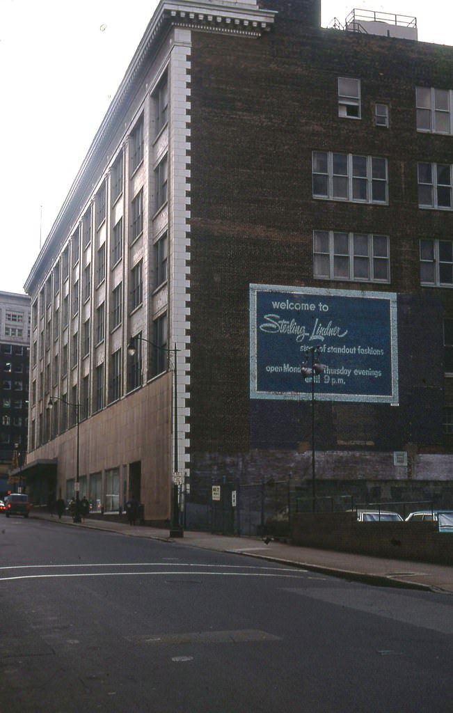 Sterling Linder E. 13th side, 1968.