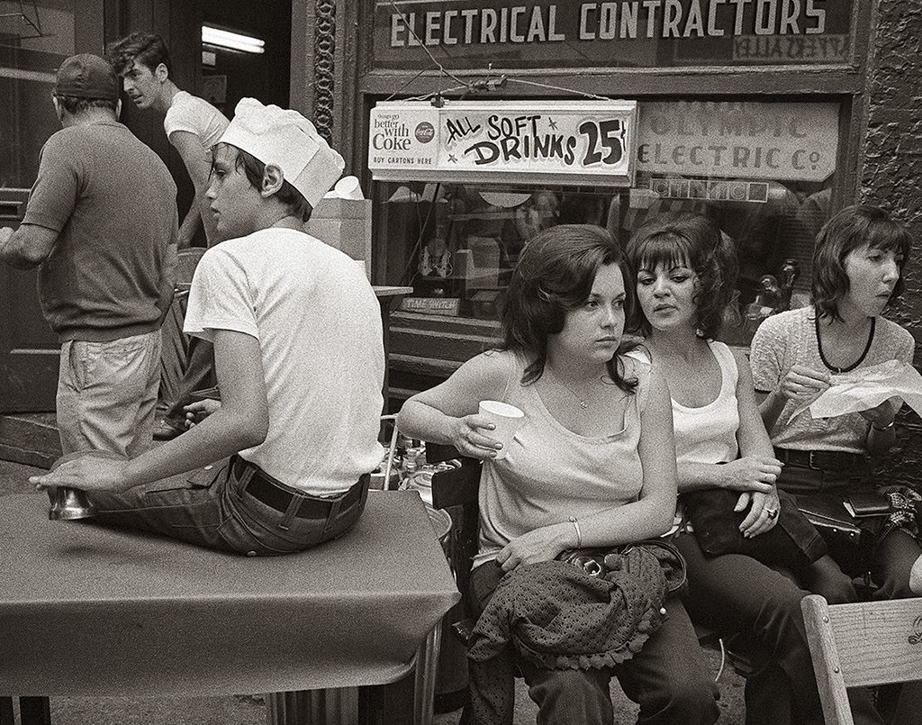 Life in the 1970s Detroit through the Lens of Dave Jordano