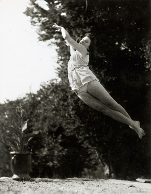 Life in the Early 1900s Paris through the Lens of Jacques-Henri Lartigue