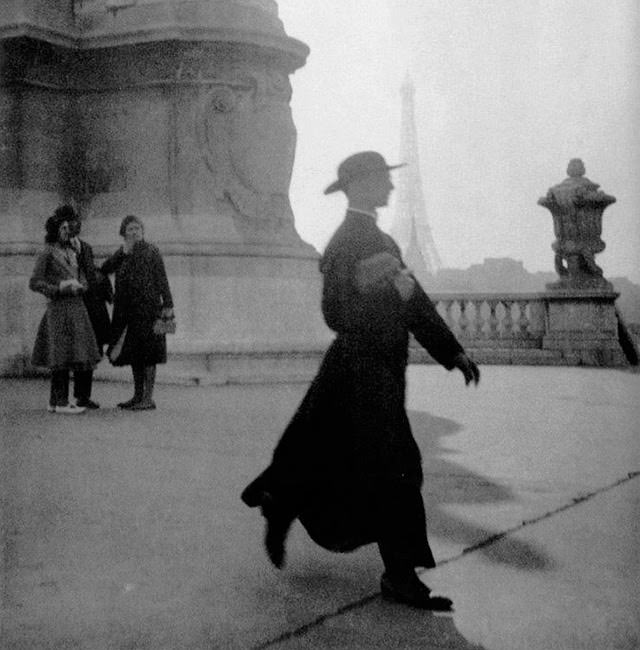 Life in the Early 1900s Paris through the Lens of Jacques-Henri Lartigue