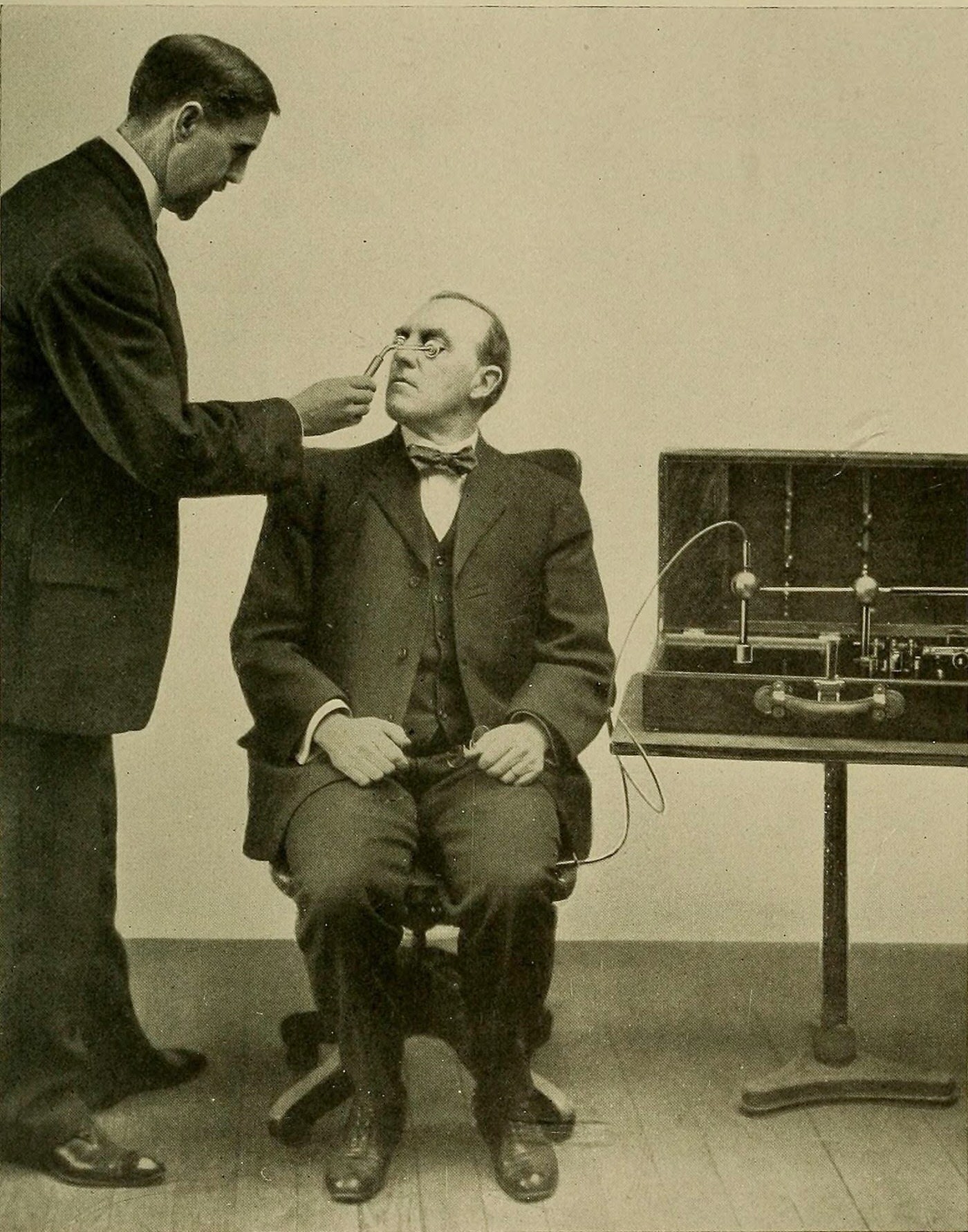 When Electricity Was the Cure: Inside the World of Early 1900s Medicine and Dentistry