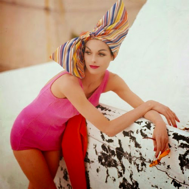 Beyond the Pose: The Art of the Fashion Photoshoot in 1950s Vogue and Harper's Bazaar