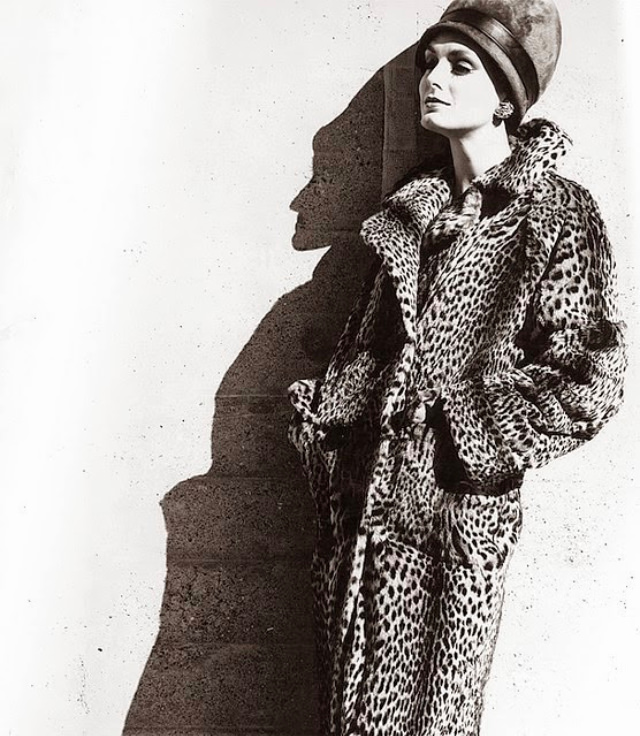 Beyond the Pose: The Art of the Fashion Photoshoot in 1950s Vogue and Harper's Bazaar