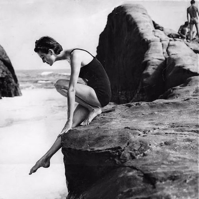 Beyond the Pose: The Art of the Fashion Photoshoot in 1950s Vogue and Harper's Bazaar