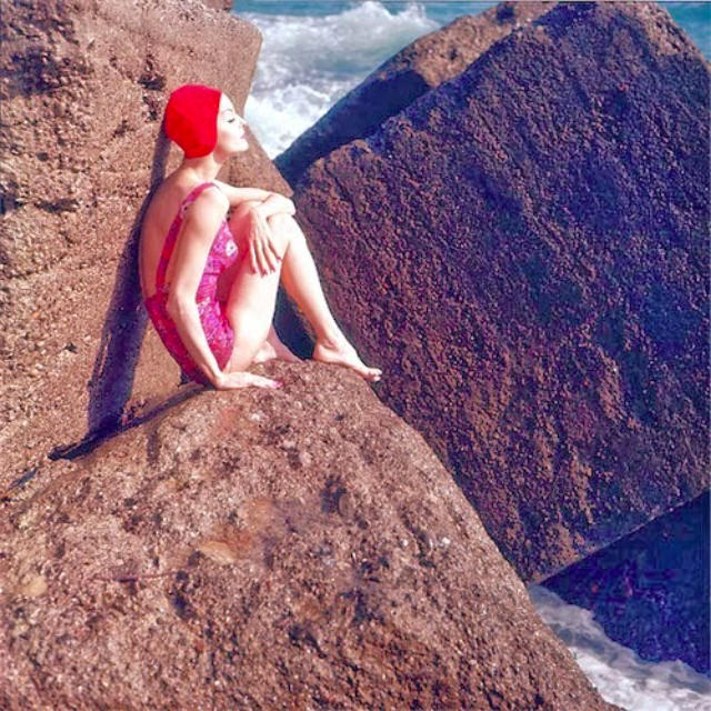 Beyond the Pose: The Art of the Fashion Photoshoot in 1950s Vogue and Harper's Bazaar