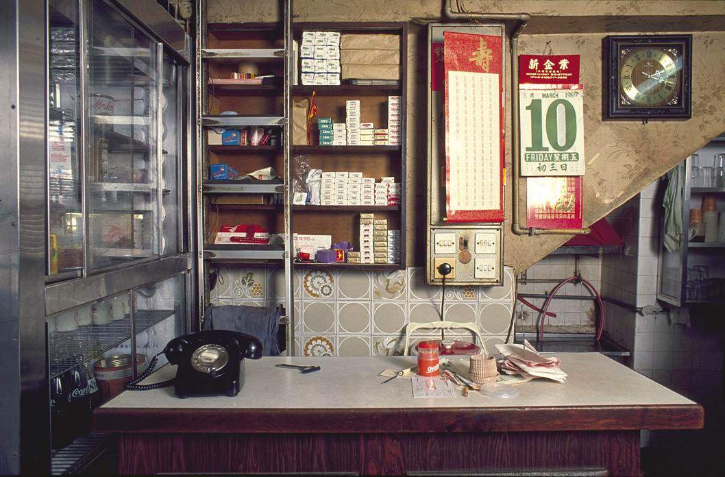 Life Inside the Kowloon Walled City in the 1980s