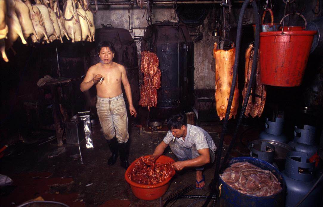 Life Inside the Kowloon Walled City in the 1980s
