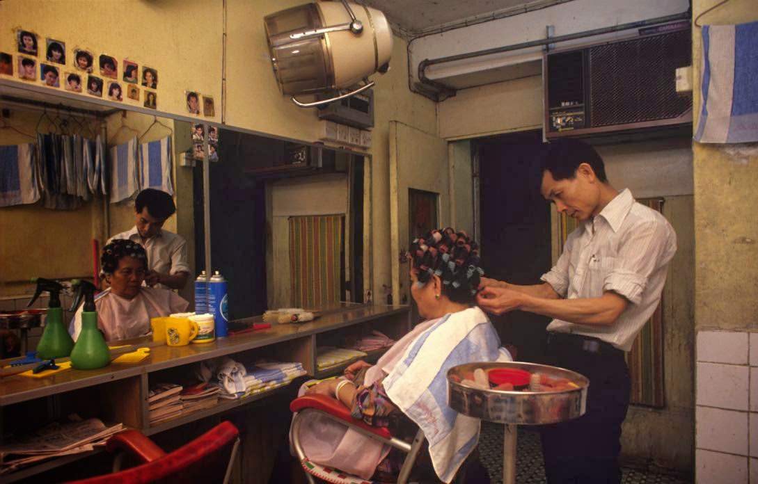 Life Inside the Kowloon Walled City in the 1980s