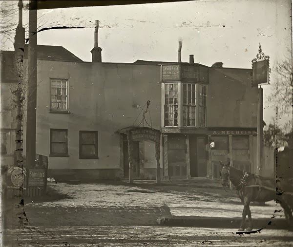 The Bull, Highgate
