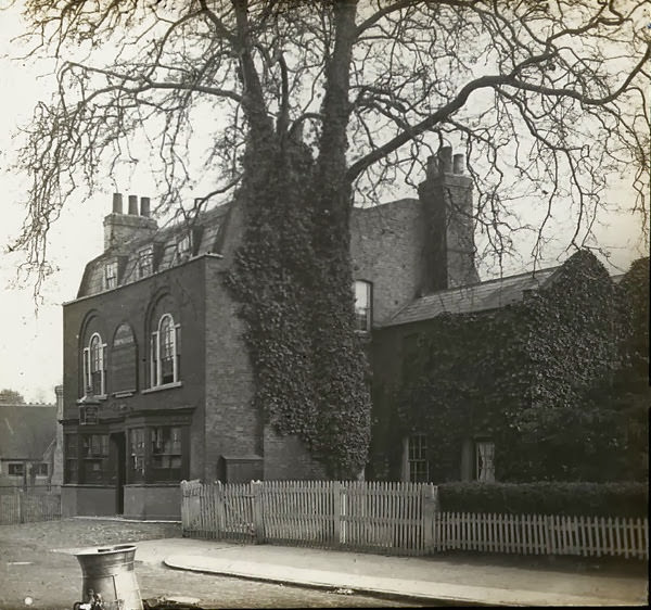 The Three Compasses, Hornsey