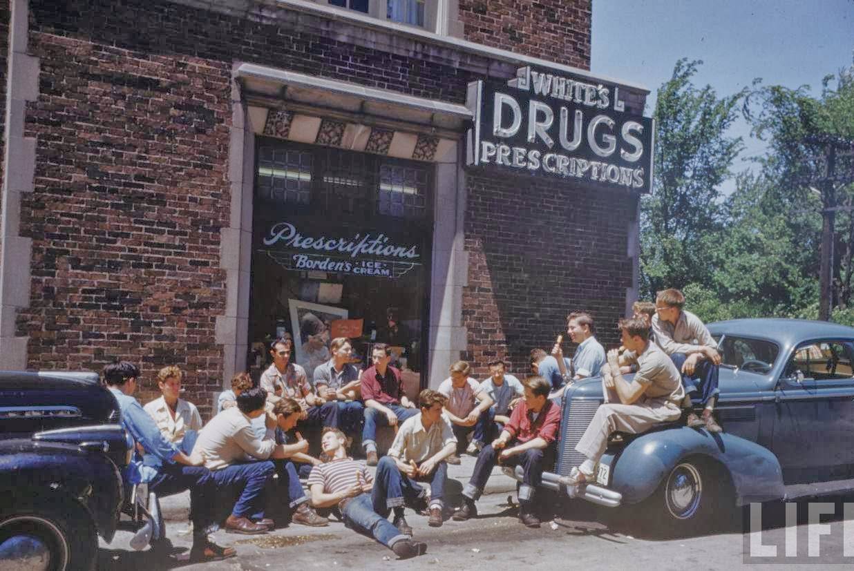 A Look at Student Life at New Trier High School in 1950