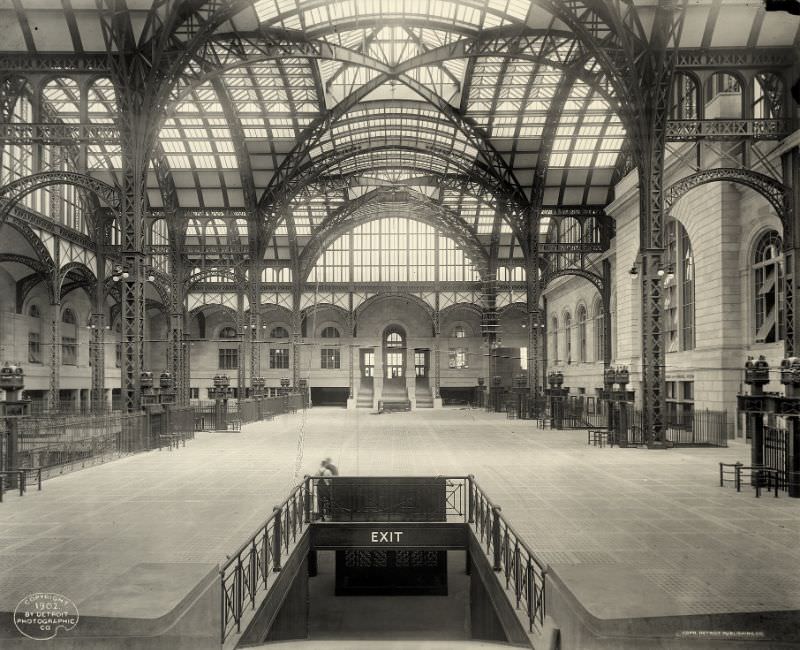 Pennsylvania Station, New York, 1910s.