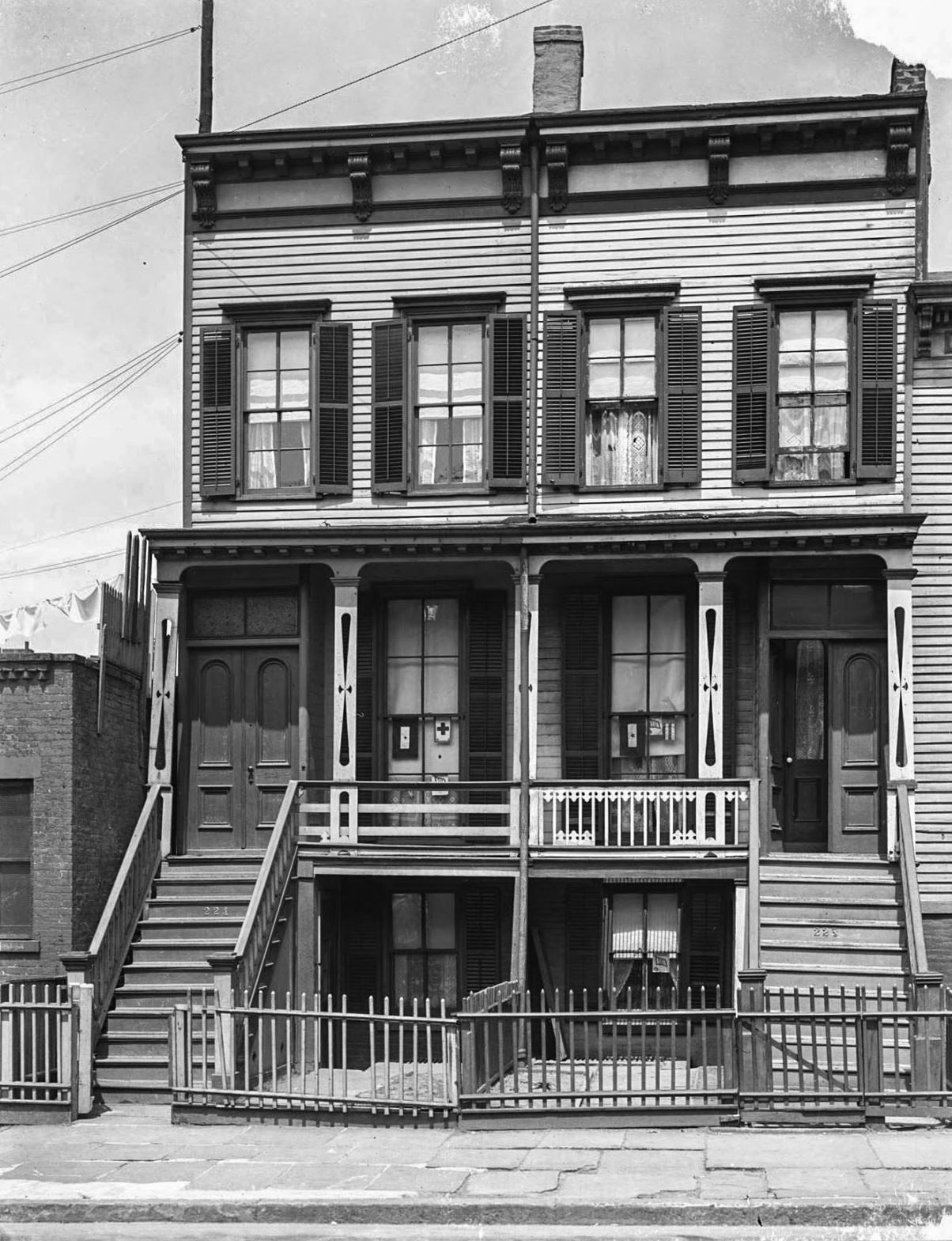 221 10th Street, Brooklyn, 1918.