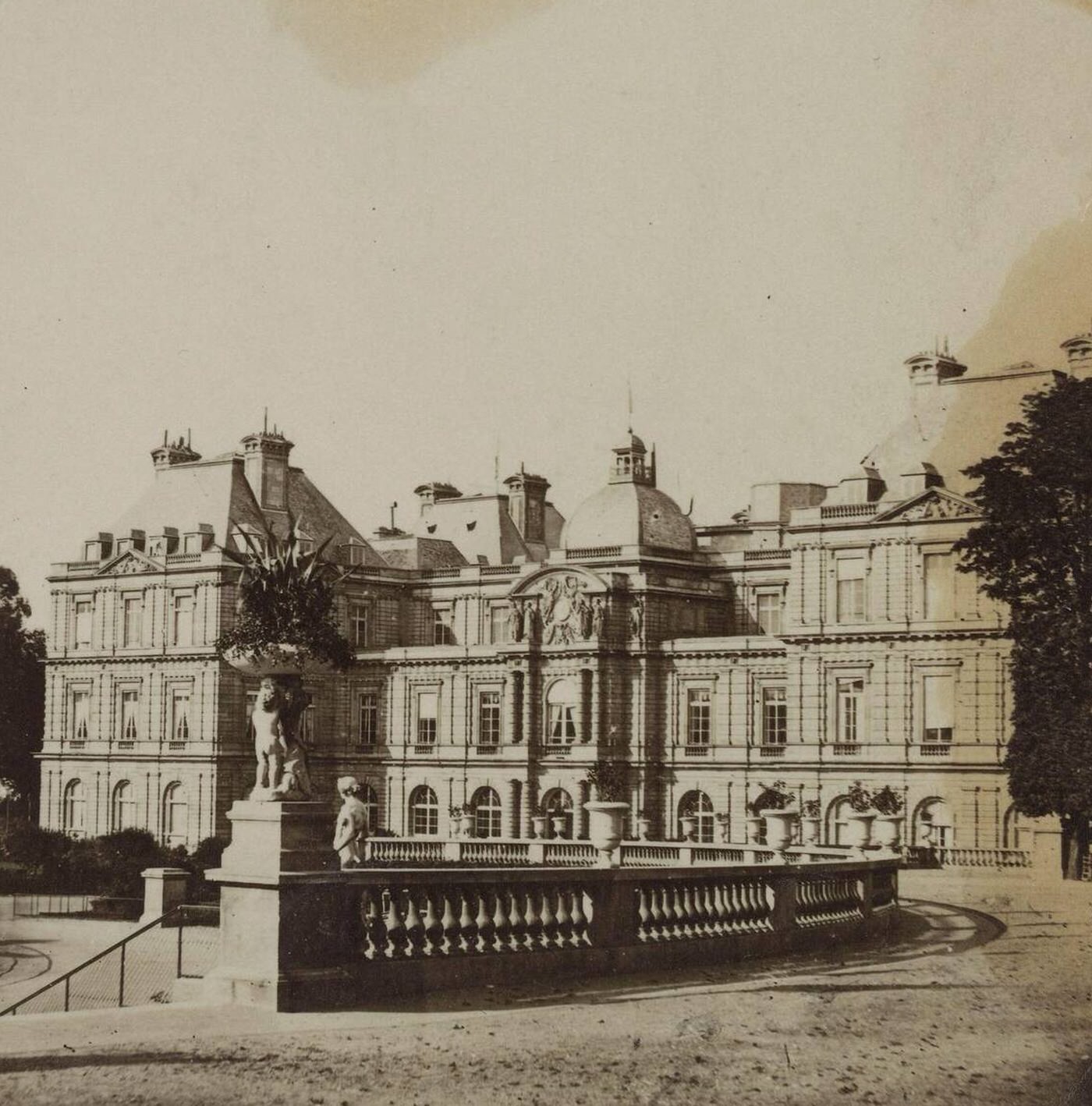 Luxembourg Palace, Jardin du Luxembourg, 6th arrondissement, Paris, 1860s