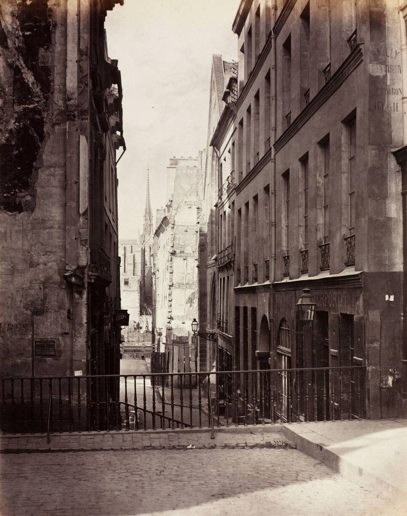 Rue Jean-de-Beauvais, view taken from the rue des Écoles towards the boulevard Saint-Germain, in construction, 1865–1869.