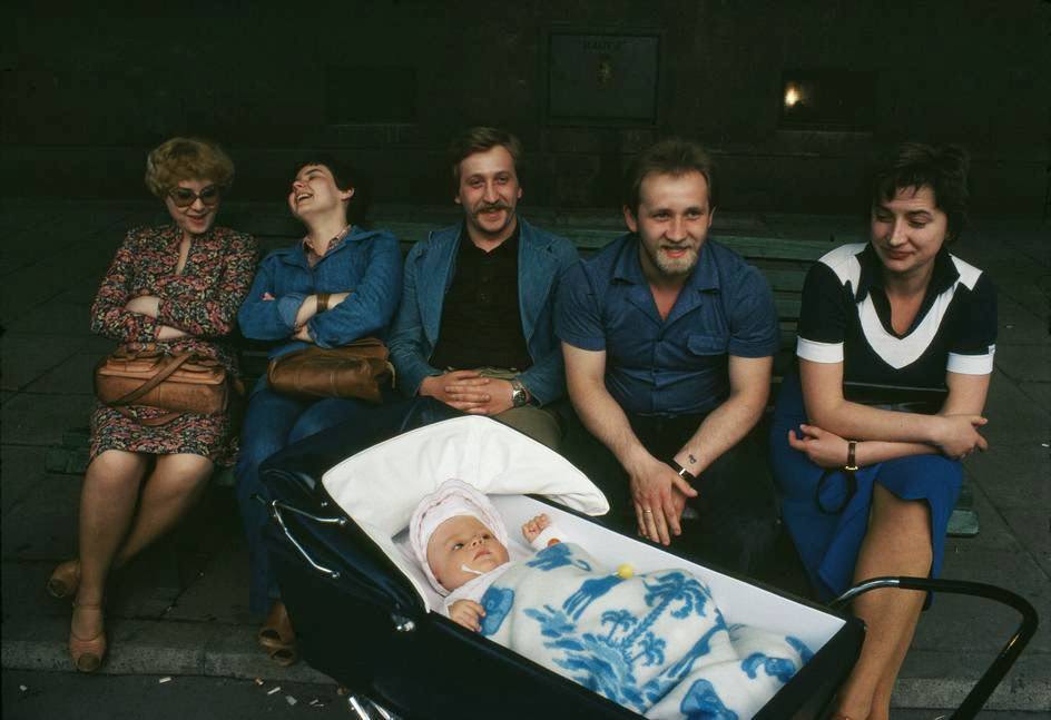 Stunning Vintage Photos Show Life in Poland in the Early 1980s